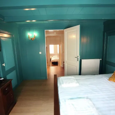 Listed 1777 Building In Historical Enkhuizen Holiday home *