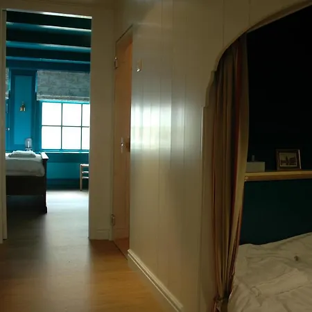 Holiday home Listed 1777 Building In Historical Enkhuizen *